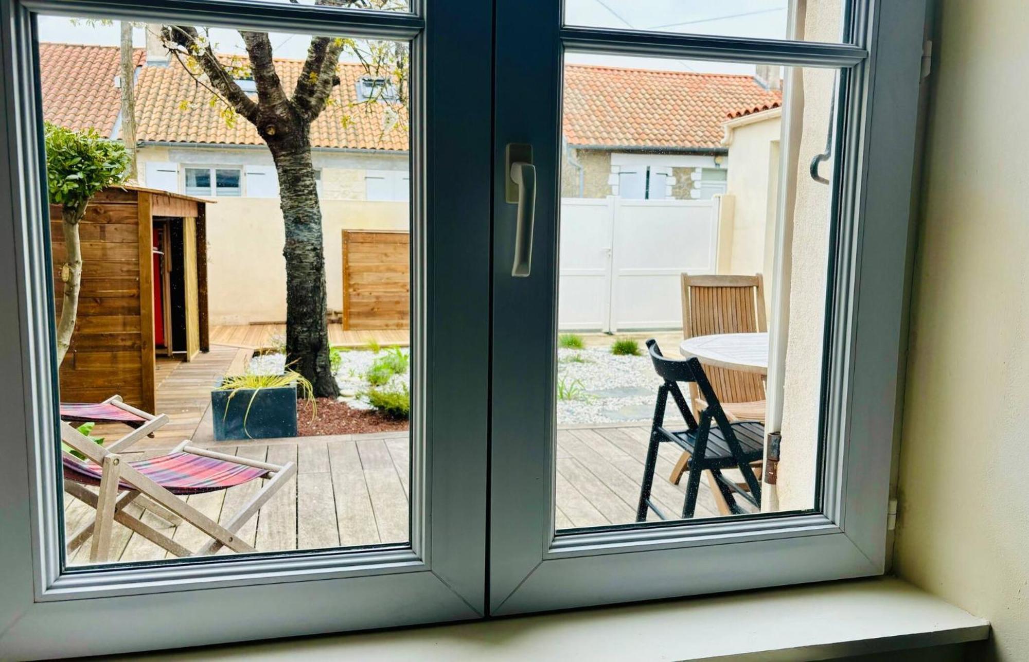L Armada - Maison 3 Chambres - Terrasse Wifi La Rochelle  Kültér fotó