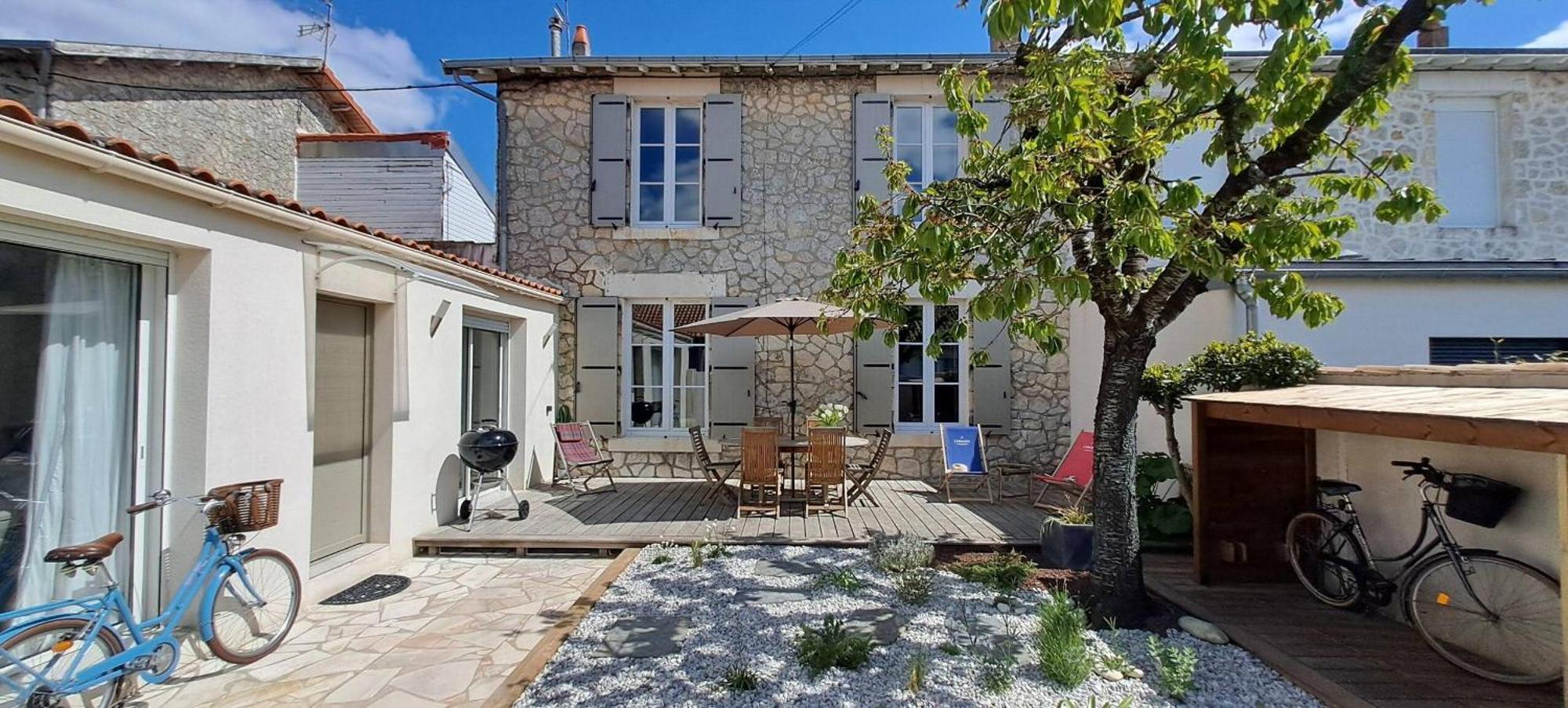 L Armada - Maison 3 Chambres - Terrasse Wifi La Rochelle  Kültér fotó